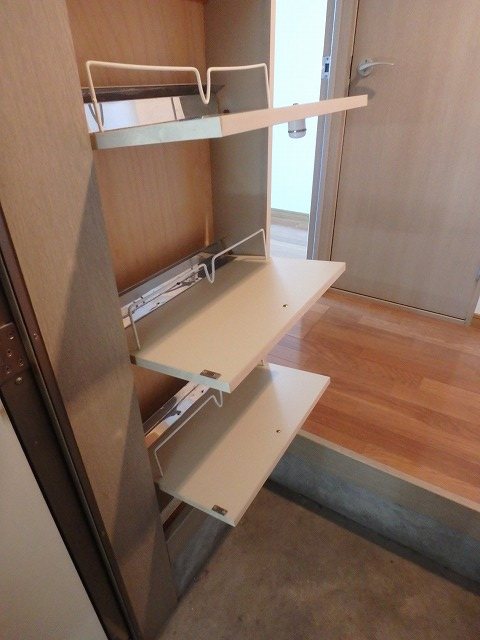 クレセント百道東Ⅱ 玄関
