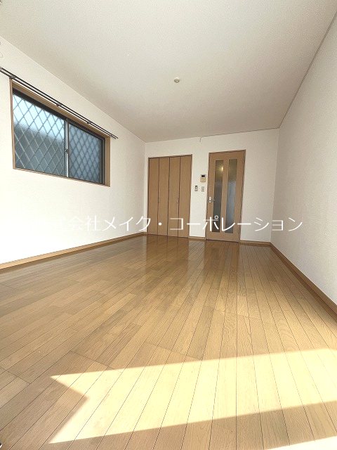 プレスト福大前B棟 リビング