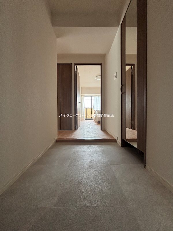 玄関 ラフィーネ博多南 玄関