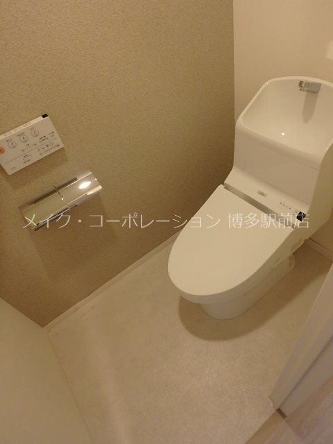 トイレ ウェルブライト博多ステーション その他3