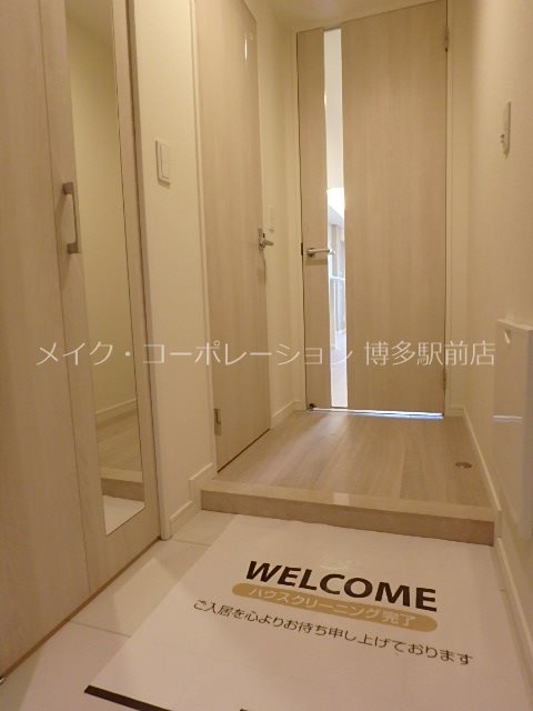 玄関 ウェルブライト博多ステーション 玄関
