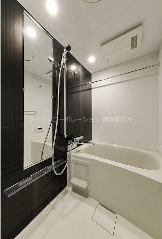 ※入居中の為別部屋写真使用現状優先 エンクレスト呉服町 風呂画像