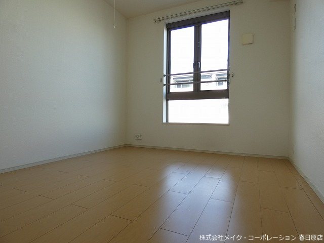 写真は同型タイプ パークコート空港西A ベッドルーム