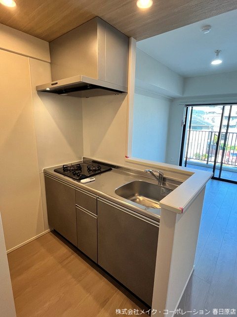 写真は同型タイプ アルティザ春日原駅前マークス キッチン