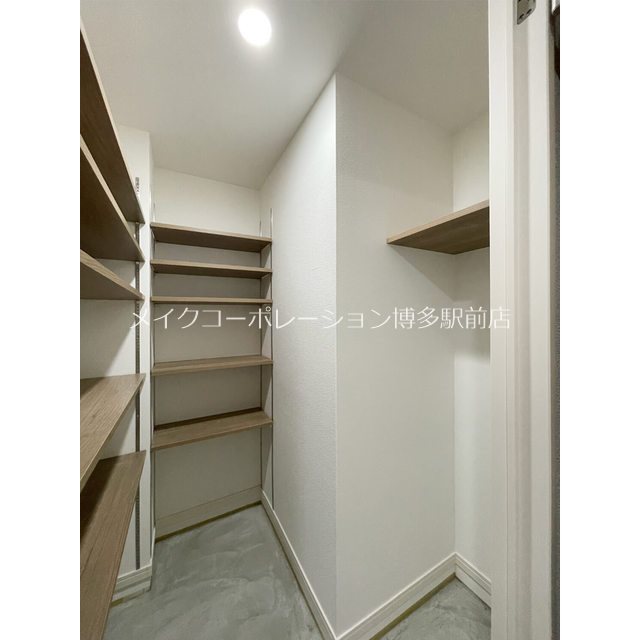 玄関 RISOIE-CINQ(リソワ-サンク) 玄関