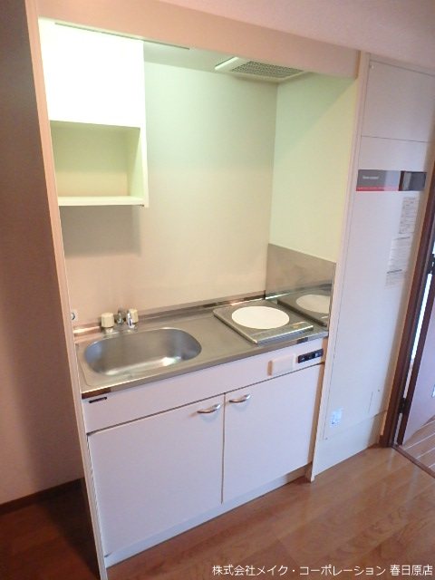 写真は同型タイプ エストゥディオ平尾 キッチン