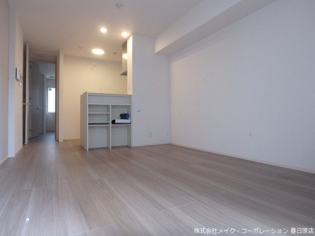 写真は同型タイプ エミナール野間 リビング