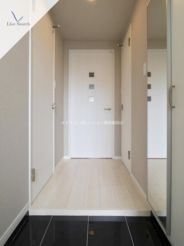 モダンパラッツォ博多駅南Ⅱ  玄関