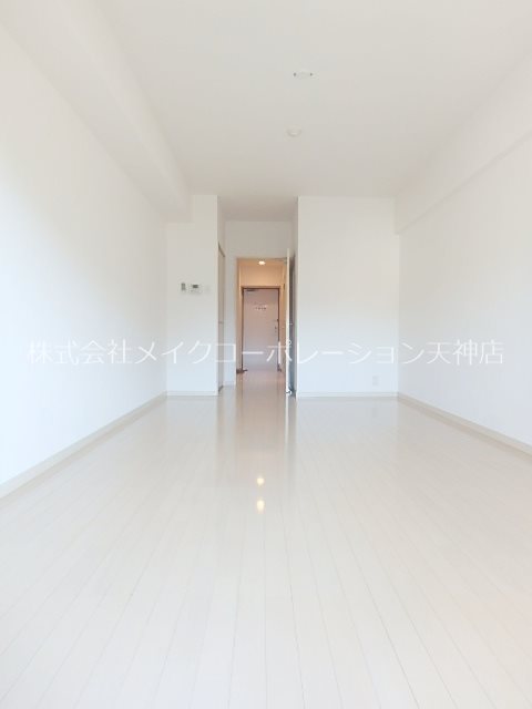 リビング ラピスラズリ桜坂 リビング