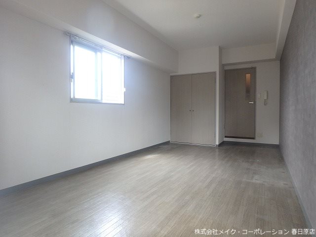 パレローヤル春日原 リビング