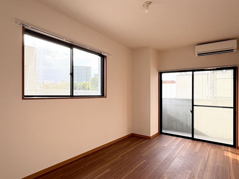 TYビル ベッドルーム