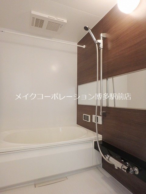 バス 703HouseWest大濠  風呂画像