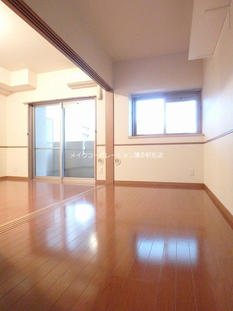 ベッドルーム クリムゾン博多Ⅱ ベッドルーム