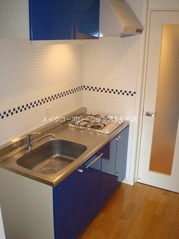 エンクレスト渡辺通南  キッチン