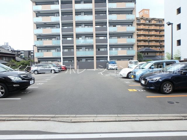 駐車場 レフィナード博多 その他14