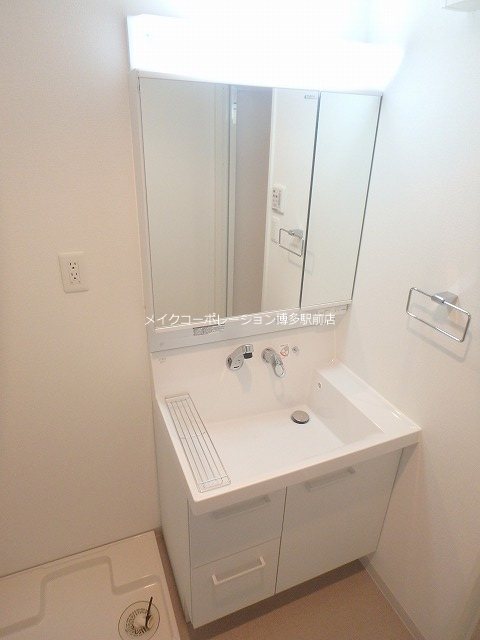 洗面所 グランフォーレラグゼ博多駅南 その他4