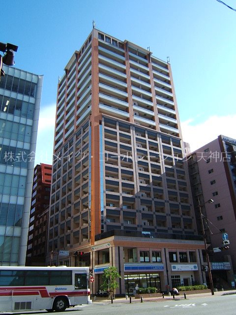 ディー・ウイングタワー 外観