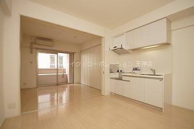 リビング ディー・ウイングタワー リビング