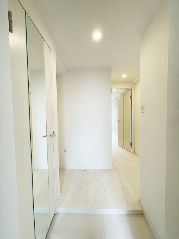 玄関 リアンシエルブルー白金 玄関