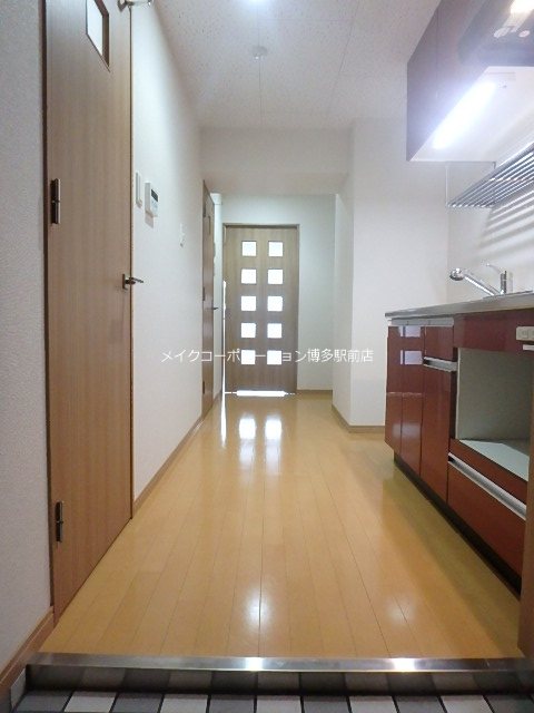 玄関 ロイヤルリバービュー 玄関