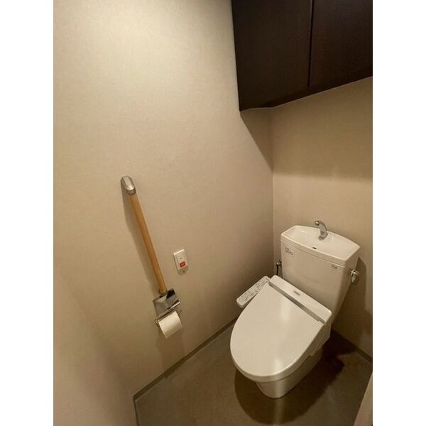 トイレ グランアルト天神タワー その他6