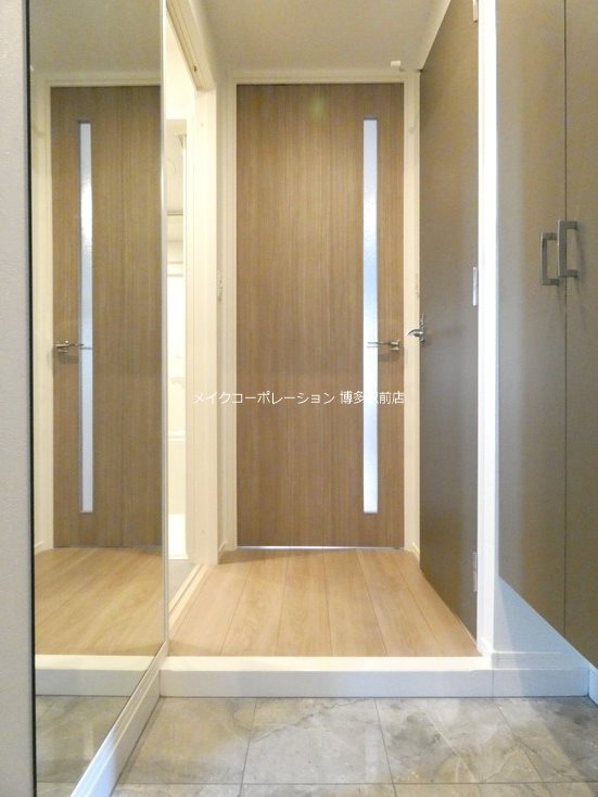 玄関 エンクレスト天神LINK 玄関