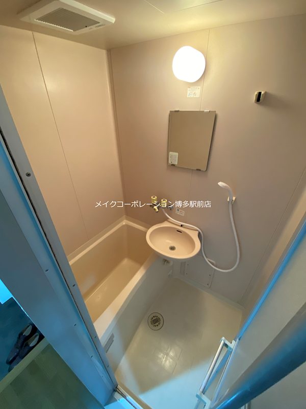 写真は同タイプ パークコート箱崎グランデ 風呂画像