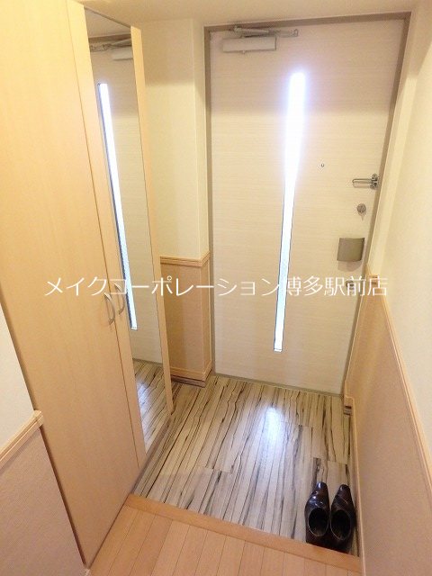 ハーベスト丸新開  玄関