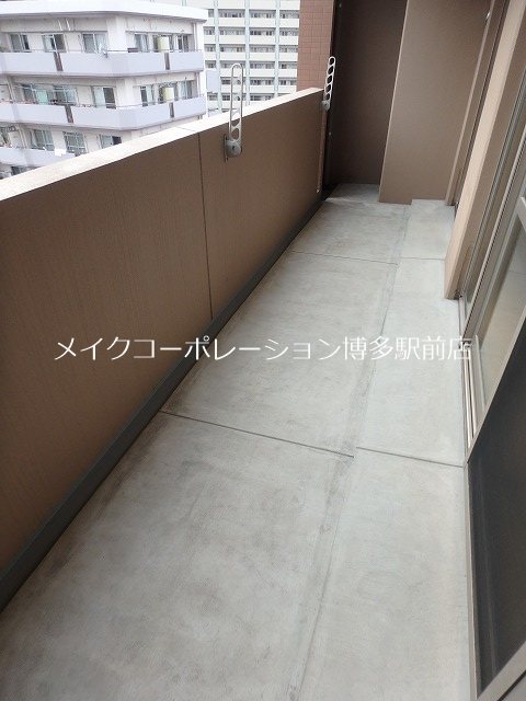 ハーベスト丸新開  ベランダ