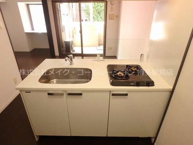 プライムアーバン博多  キッチン