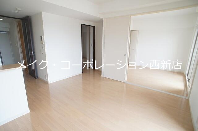 リビング ステイツ姪浜駅前 リビング