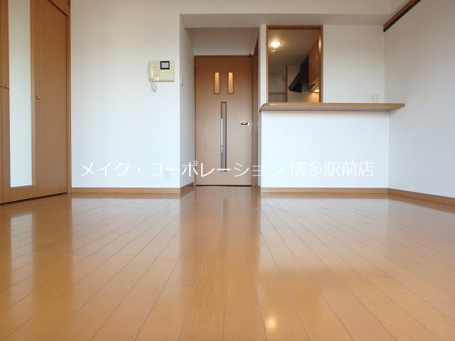 ※他部屋写真引用 ピュアドームステイツ博多 リビング