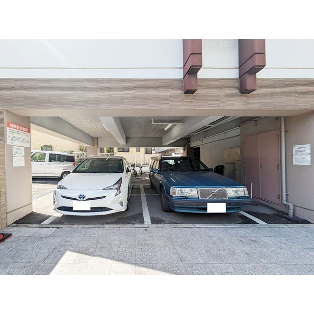 駐車場 メゾンドール桜坂 その他3