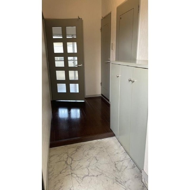 玄関 メゾンドール桜坂 玄関