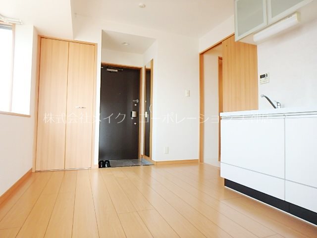 ネストピア平尾駅前 リビング