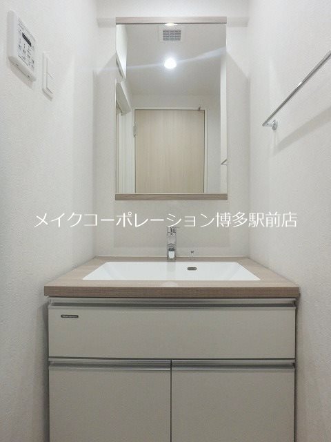 洗面所 ネストピア大濠公園駅前Ⅱ その他1