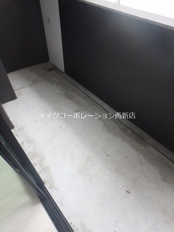 ヴィッラ アプリーレ西新南 ベランダ