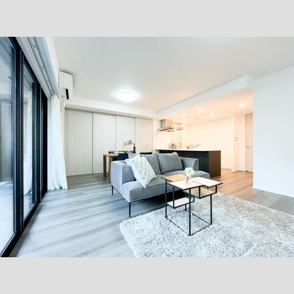 S-RESIDENCE百道aureate リビング