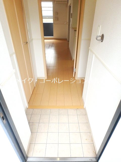 玄関 エレヴァート城南 玄関