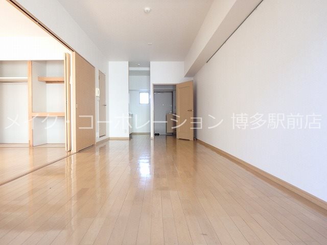 クラッセ博多駅南 リビング