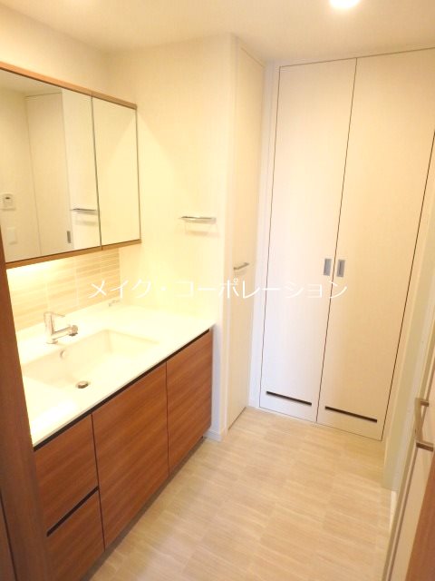 洗面所 グランドメゾン百道プレイス その他2