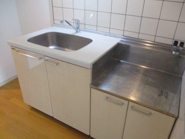 キッチン キャメロット・ハイネス キッチン