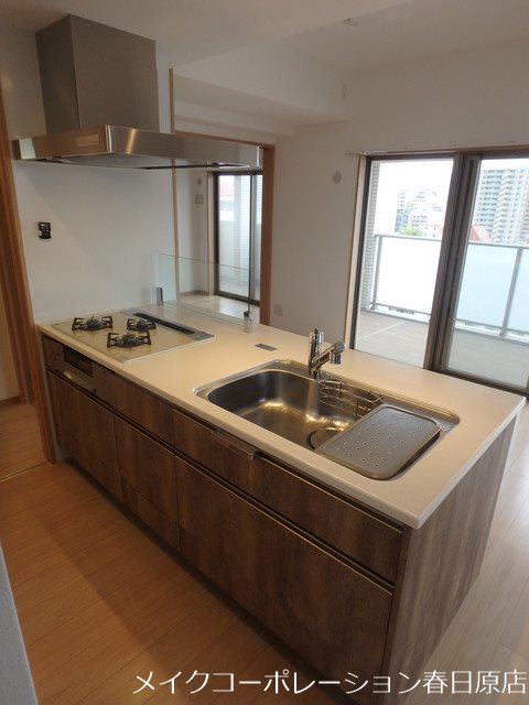 写真は同型タイプ BPRレジデンス高宮 キッチン