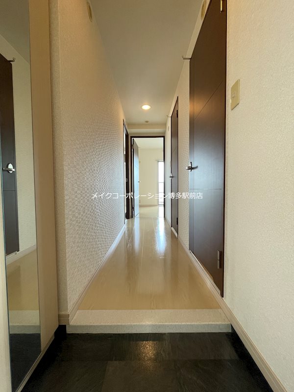 グランドゥール27 玄関