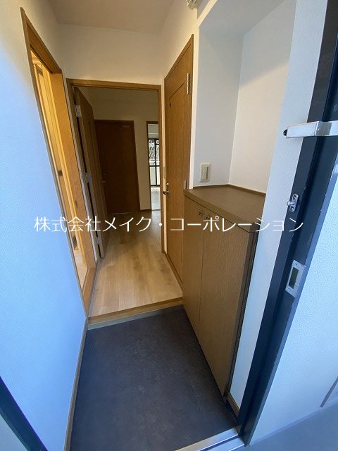 ドゥエム百道 玄関