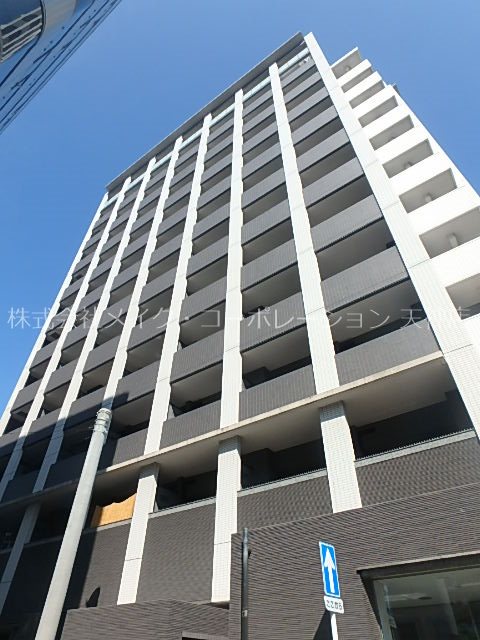 アレクサスラ・ストラーダ 外観