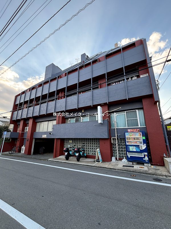 エルモス西新 外観