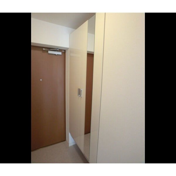 アルカンシェル 玄関