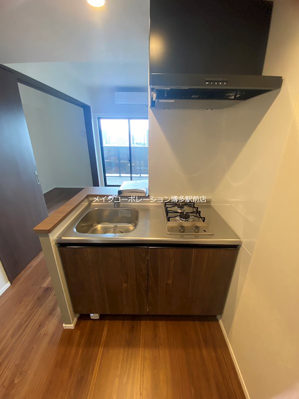 ※階数・号室により配色が異なります グランフォーレ博多マークプレイス キッチン