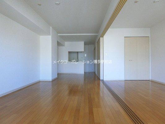 リビング ボヌール博多 リビング